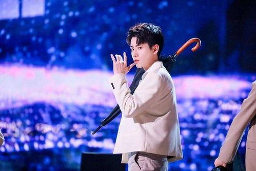 网红r1se最新爆料,揭秘偶像背后的故事与成长历程  第2张 网红r1se最新爆料,揭秘偶像背后的故事与成长历程  第2张